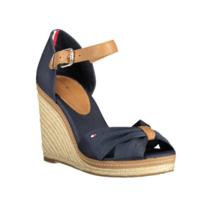 Iconic Elena Sandal